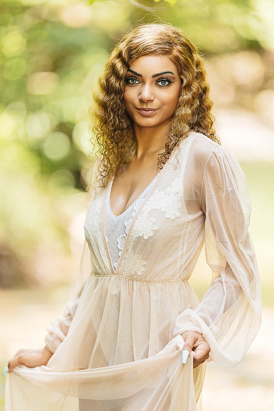 beautiful creek boudoir photos session 0001