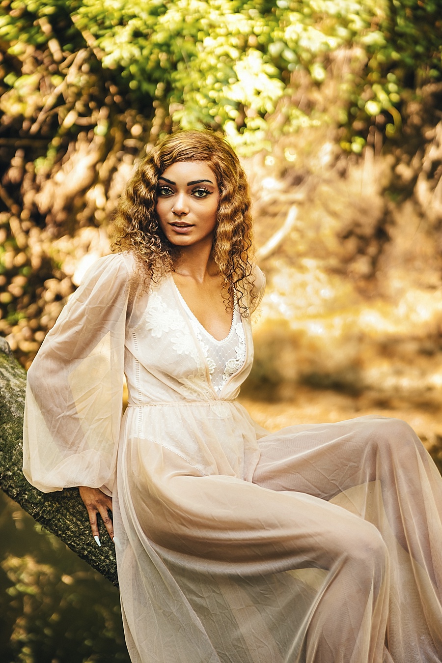beautiful creek boudoir photos session 0007
